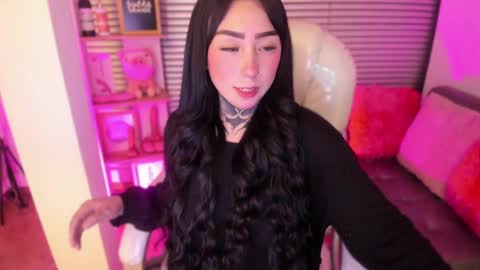 Snapshot of lindaa_miller chatting on February 18, 1:32 am linda miller online show from February 18, 1:32 am