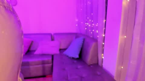 Snapshot of lindaa_miller chatting on February 21, 3:45 am linda miller online show from February 21, 3:45 am