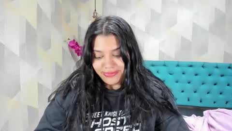    online show from October 1, 7:19 pm