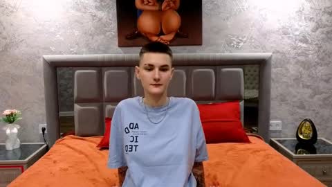 lindabryantt online show from February 2, 6:04 am
