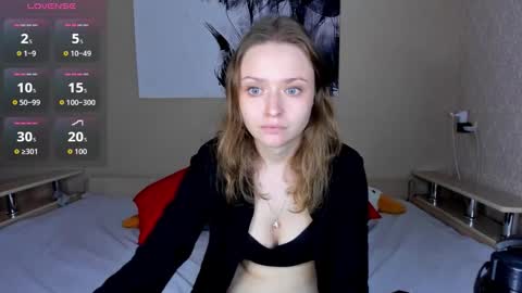 Linda online show from September 26, 2:04 pm