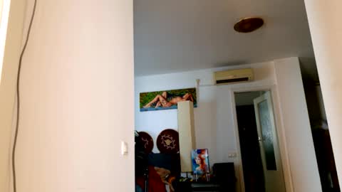 Linda online show from November 21, 7:54 am