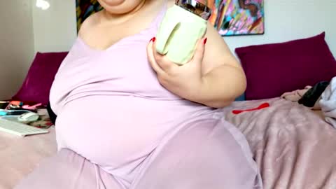 Linda online show from November 3, 7:34 am