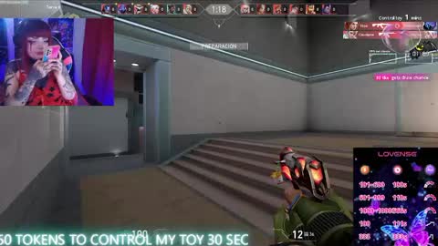 Snapshot of linddamortt chatting on October 16, 12:46 am CatalinaANIDEA online show from October 16, 12:46 am