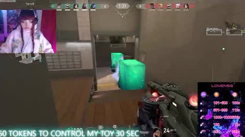 Snapshot of linddamortt chatting on October 18, 1:52 am CatalinaANIDEA online show from October 18, 1:52 am