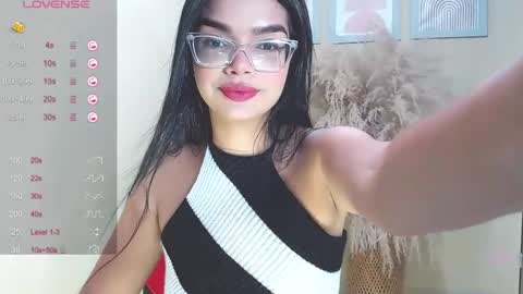 ana online show from December 25, 3:28 pm