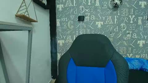 Snapshot of lindsey8 chatting on September 27, 2:13 pm Lindsey online show from September 27, 2:13 pm