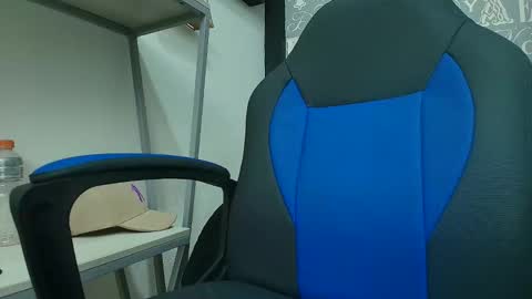 Snapshot of lindsey8 chatting on September 28, 2:22 pm Lindsey online show from September 28, 2:22 pm