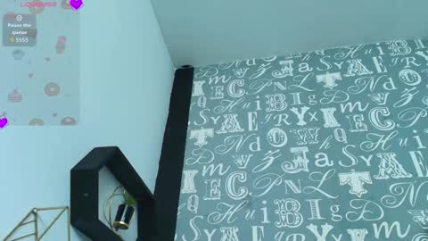 Snapshot of lindsey8 chatting on November 2, 11:57 am Lindsey online show from November 2, 11:57 am