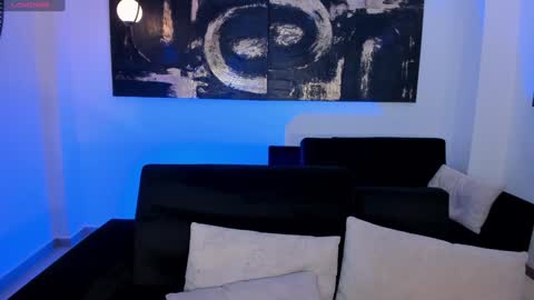 Lin  online show from February 3, 8:03 pm