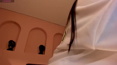 Snapshot of lindseymoss_ chatting on December 22, 4:28 am Lindsey Moss online show from December 22, 4:28 am