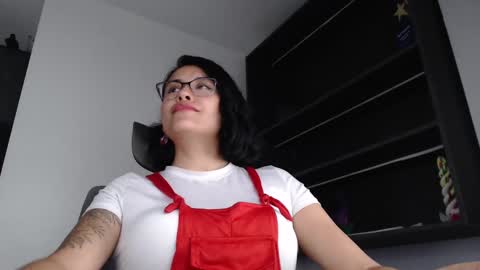 Lindsy online show from January 22, 12:59 am