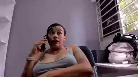 Lindsy online show from September 13, 2:58 pm