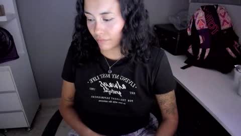 Lindsy online show from October 30, 1:30 am