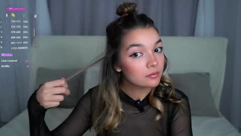 Snapshot of linettedennett chatting on September 23, 11:52 am Kate online show from September 23, 11:52 am