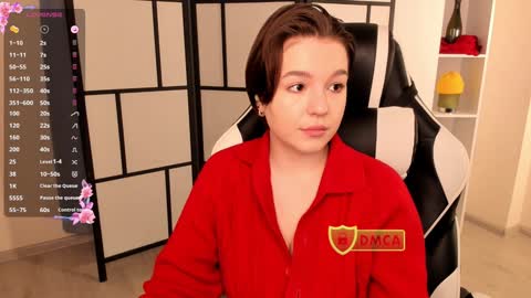 Allie online show from February 3, 10:14 am