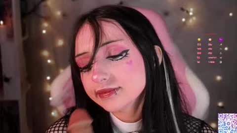 Snapshot of liniq chatting on October 24, 9:22 pm Lina online show from October 24, 9:22 pm