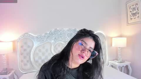 Linna online show from October 23, 4:18 am