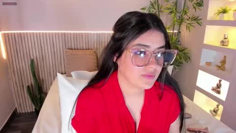 Linna online show from October 31, 4:58 am