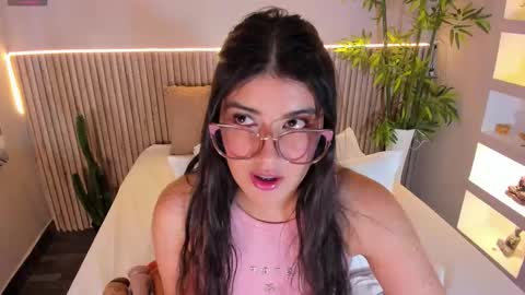 Linna online show from October 29, 4:39 am