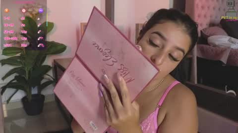 Luciana online show from June 6, 12:06 am