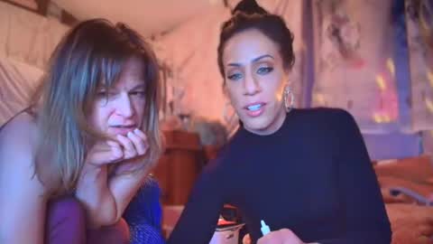 linuxgirlsudosu online show from January 14, 10:38 am