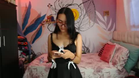 LinzyBaner online show from January 10, 10:46 pm