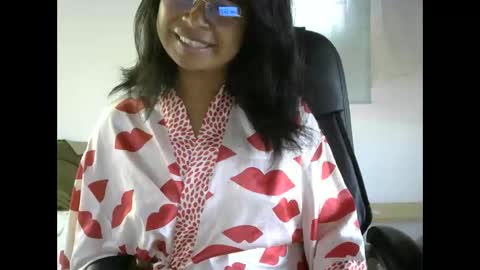 Liora selenex online show from April 19, 3:28 am