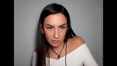 lioranve online show from March 24, 6:57 pm