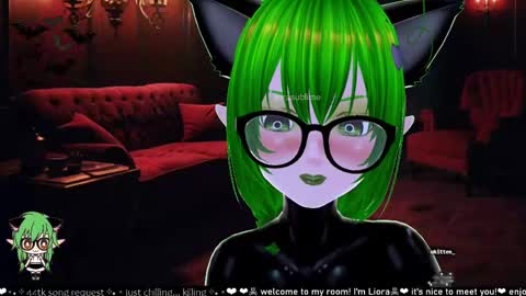 Snapshot of liorasublime chatting on February 22, 10:26 pm im Liora uwu online show from February 22, 10:26 pm