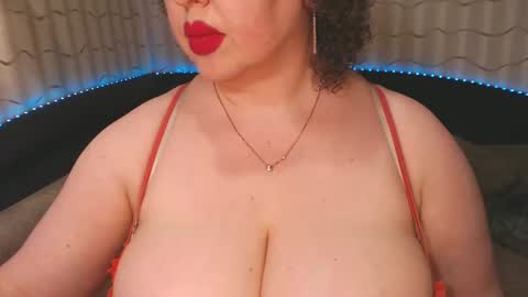 LIpsAddiction online show from February 5, 2:59 pm