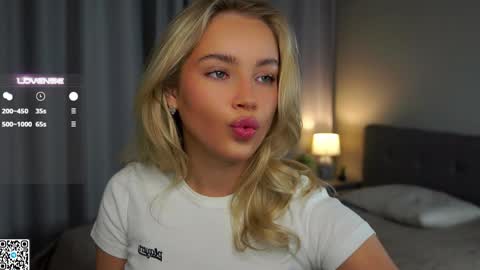Amelia online show from January 17, 12:10 am