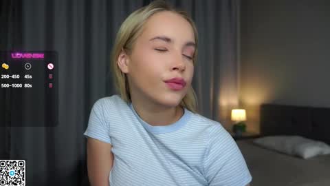 Amelia online show from December 27, 1:11 am