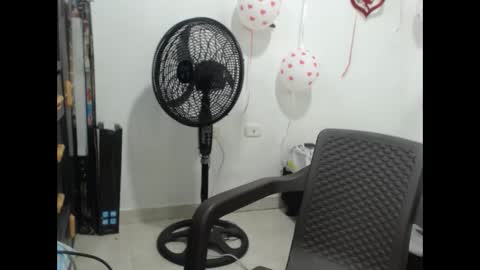 Lipsy online show from February 17, 9:03 am