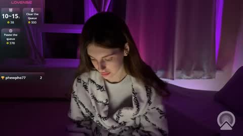 lipsylolly online show from April 15, 8:42 pm