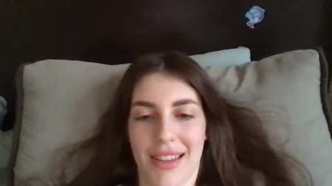 lipsylolly online show from February 11, 9:11 am