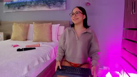 liria online show from June 10, 11:42 am