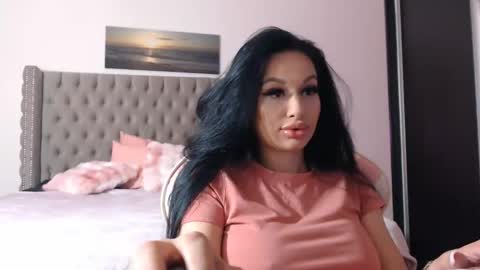 Lisa online show from November 17, 7:58 pm