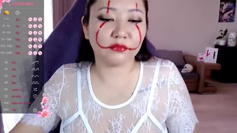 Lisa Harris online show from October 31, 5:09 am