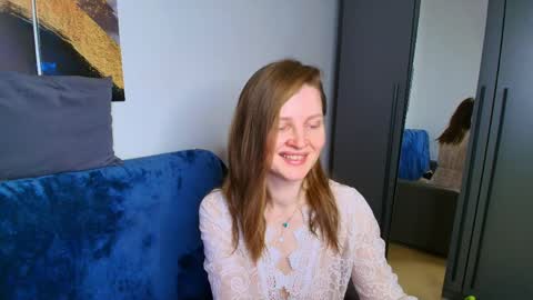 Lisa online show from May 5, 2:14 am