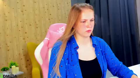 Lisa online show from July 22, 5:19 am