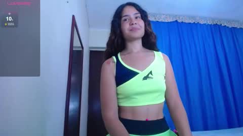 Snapshot of lisa_branch chatting on February 2, 7:57 pm lisa_branch online show from February 2, 7:57 pm