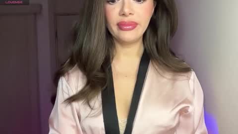 lisa_graham online show from February 11, 4:36 am