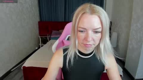 Lisa online show from October 20, 12:24 am