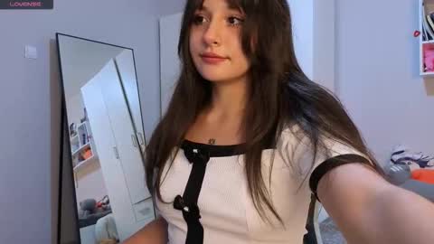 Lisa online show from September 19, 8:52 pm