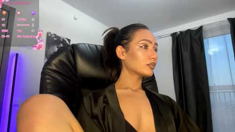 Lisa online show from October 8, 1:15 pm