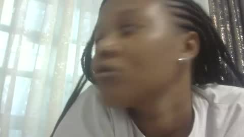 Lisaally online show from March 6, 11:58 am