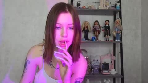 Lisa online show from March 3, 5:05 am