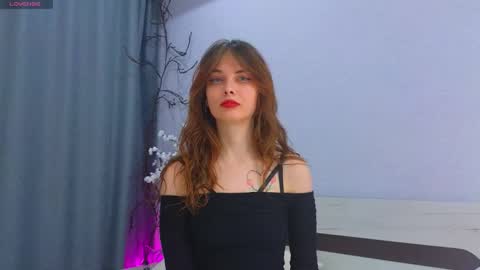 LisaDrako online show from September 17, 7:34 pm