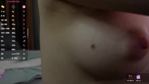 Snapshot of lisamayson chatting on October 18, 3:59 pm LISA online show from October 18, 3:59 pm